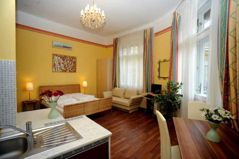Club Apartments & Rooms Budapesta Exterior foto